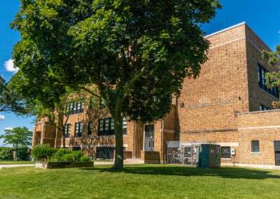 Morgandale en un día soleado.